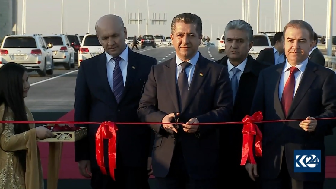 مسروربارزانی: اجرای پروژه‌های زیربنایی را توسعه می‌دهیم